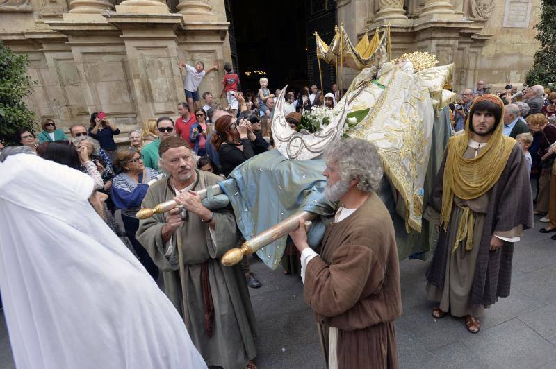 El entierro de la patrona