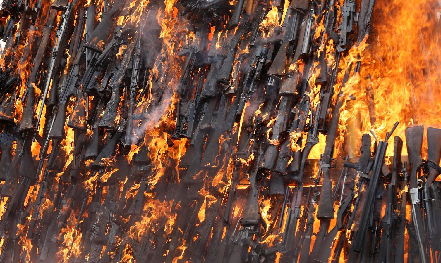 Fuego contra armas de fuego