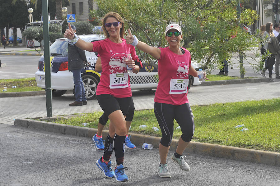 AMACMEC realiza su carrera contra el cáncer de mama