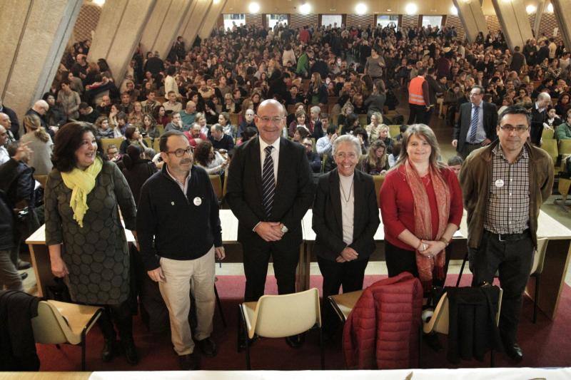 La concertada aúna fuerzas contra los recortes