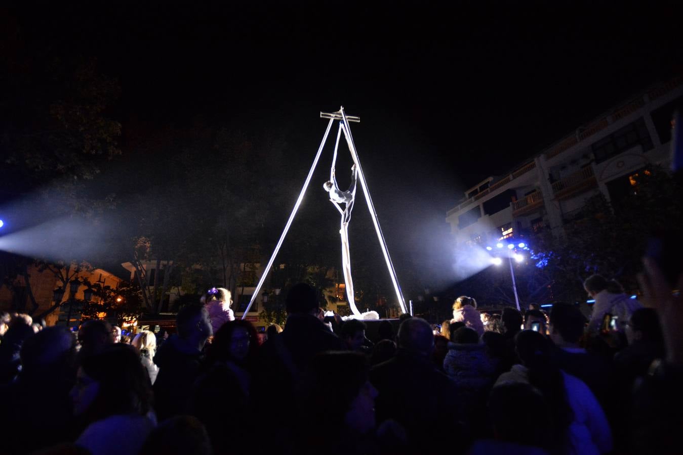 La Navidad ya alumbra las calles de Lorca