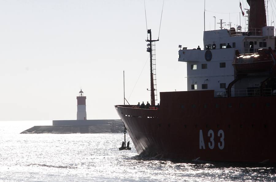El &#039;Hespérides&#039; vuelve a la Antártida para estudiar el cambio climático
