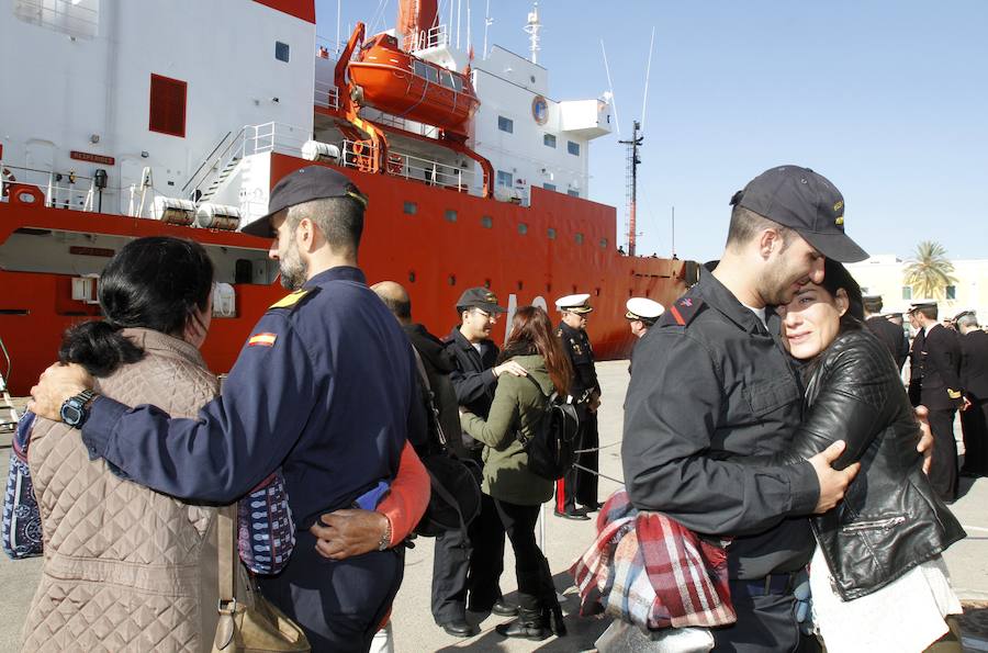 El &#039;Hespérides&#039; vuelve a la Antártida para estudiar el cambio climático