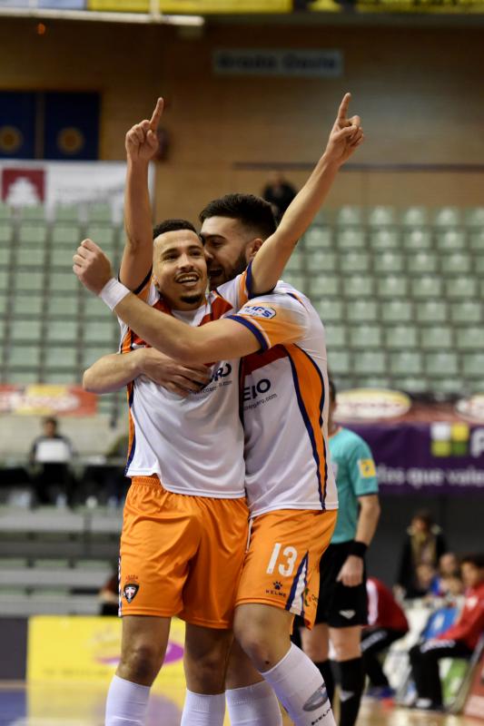 El Plásticos Romero frena en seco a ElPozo (4-4)