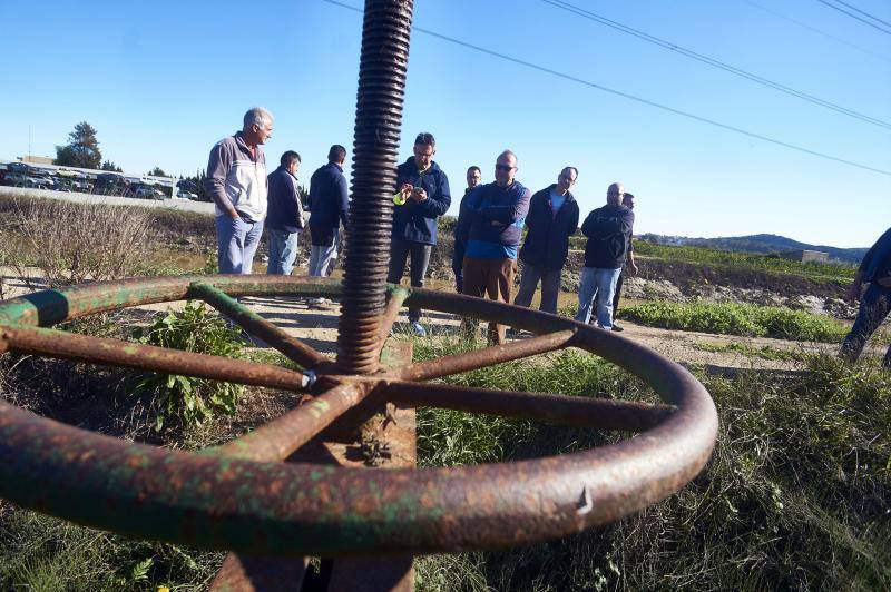 Vecinos muestran los daños del temporal en Molins