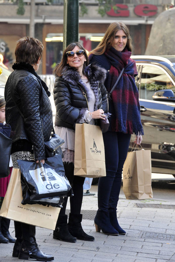 Las rebajas llenan las tiendas de Murcia