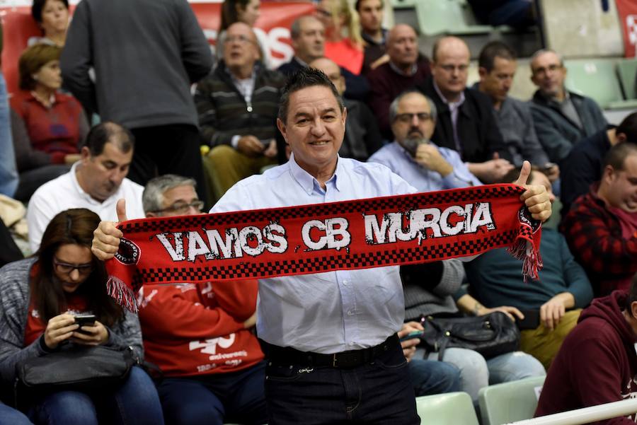 Imágenes del UCAM CB - Valencia Basket (75-78)