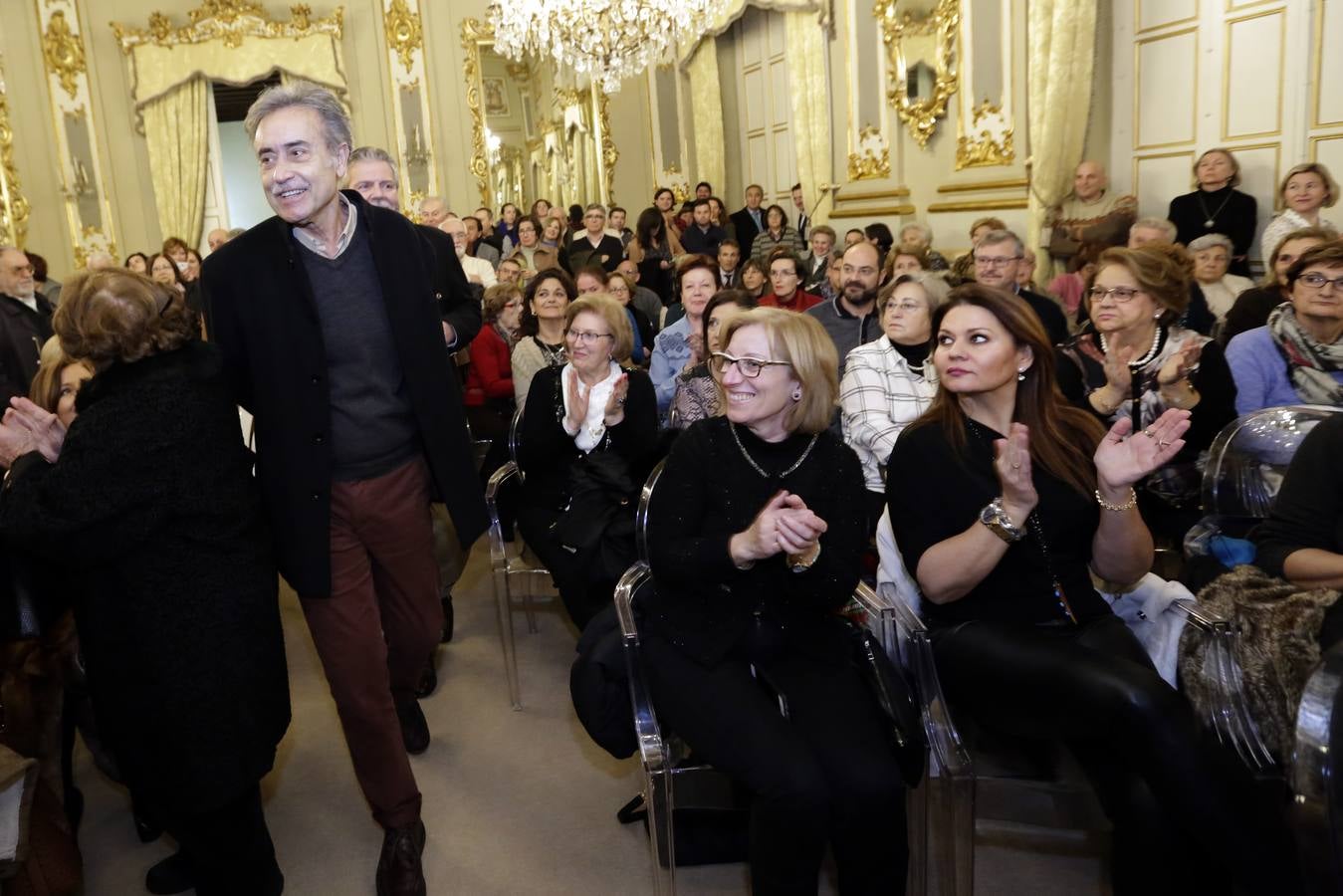 Pedro cano repasa su vida con siete obras