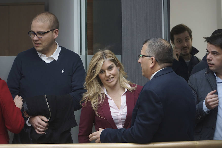 Ciudadanos propicia la primera moción de censura del mandato y da la Alcaldía al PP