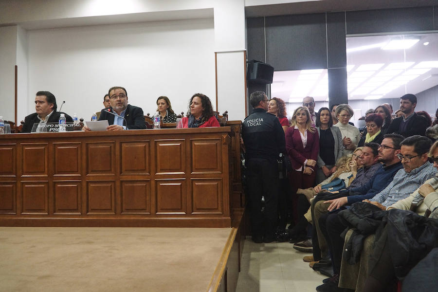 Ciudadanos propicia la primera moción de censura del mandato y da la Alcaldía al PP