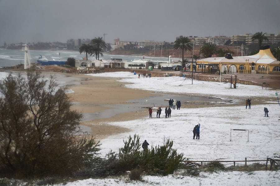 Nieve en el litoral de la Vega Baja