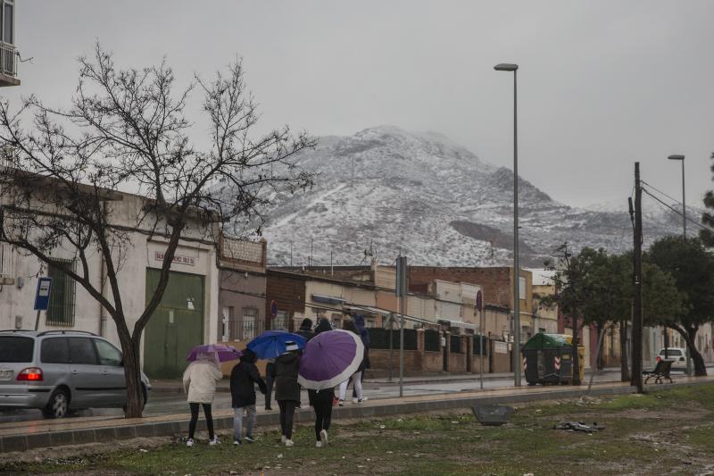 Los copos de nieve le cambian la cara a Cartagena