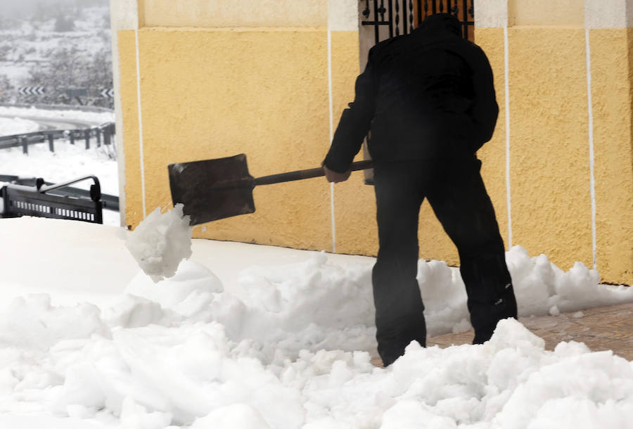 Intensas nevadas en los pueblos del interior