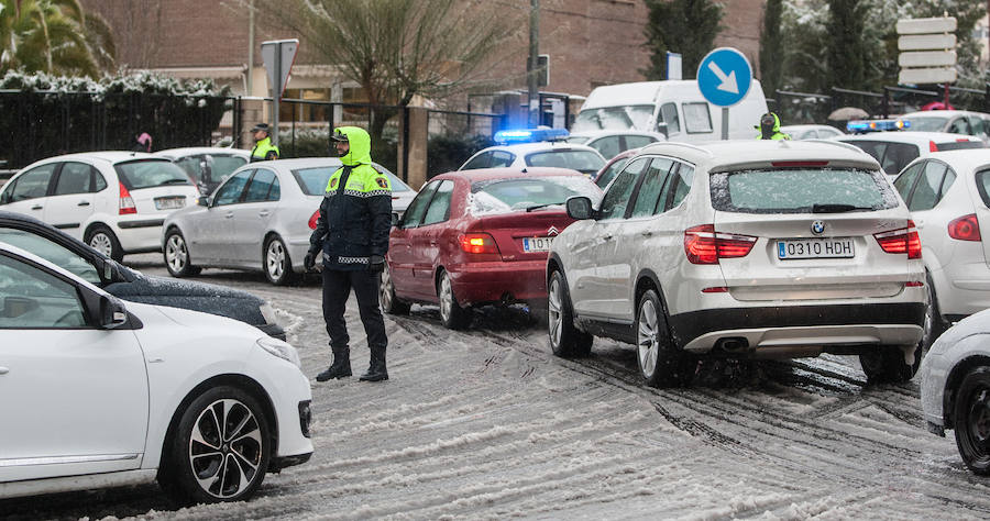 Intensas nevadas en los pueblos del interior