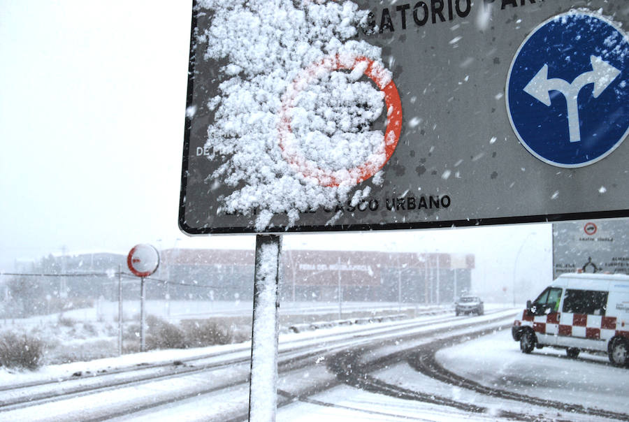 La nieve cubre de blanco Yecla