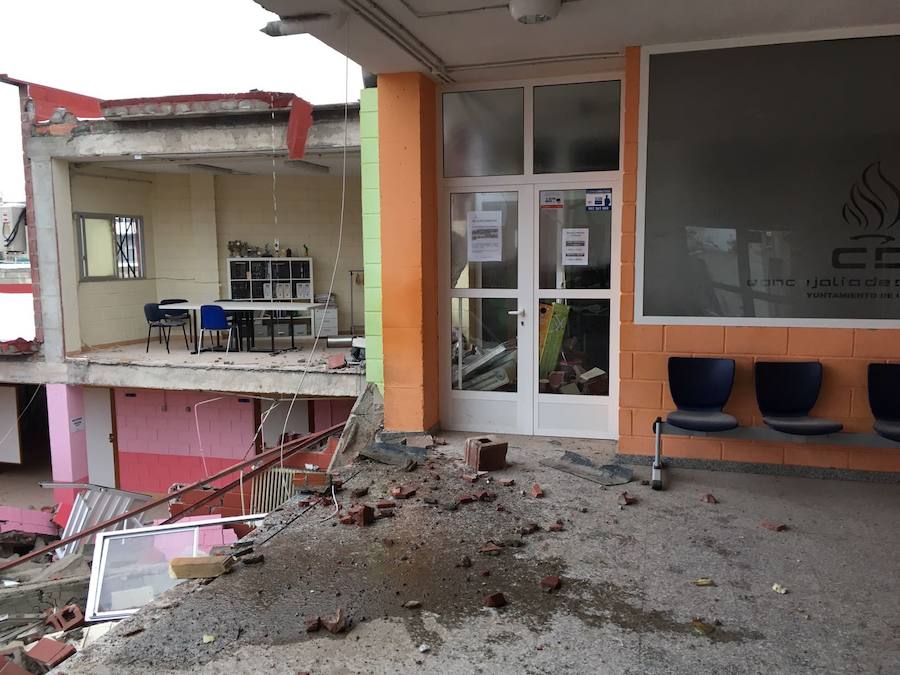 Así ha quedado el pabellón deportivo de Cehegín tras el derrumbe