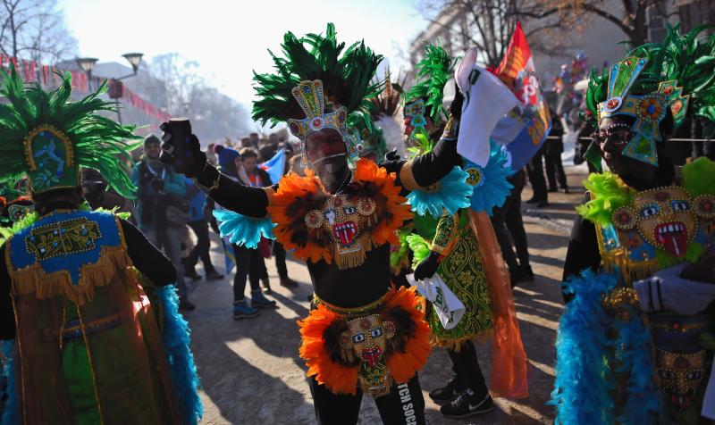 La gran mascarada búlgara