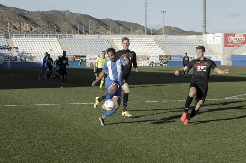 El Lorca, de nuevo colíder (2-1)