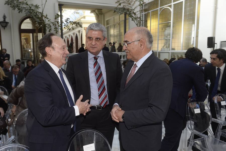 Carmen Posadas, en el Foro Nueva Murcia