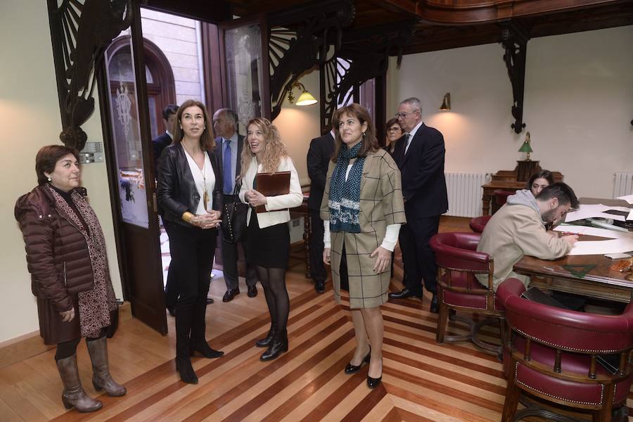 Carmen Posadas, en el Foro Nueva Murcia