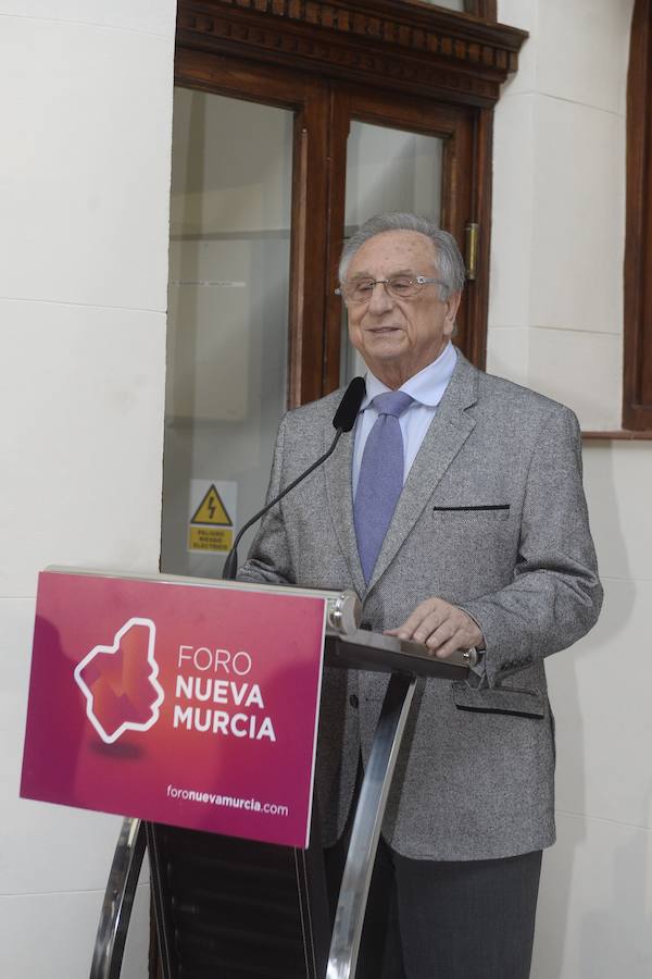 Carmen Posadas, en el Foro Nueva Murcia