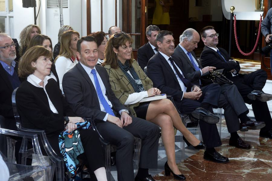 Carmen Posadas, en el Foro Nueva Murcia