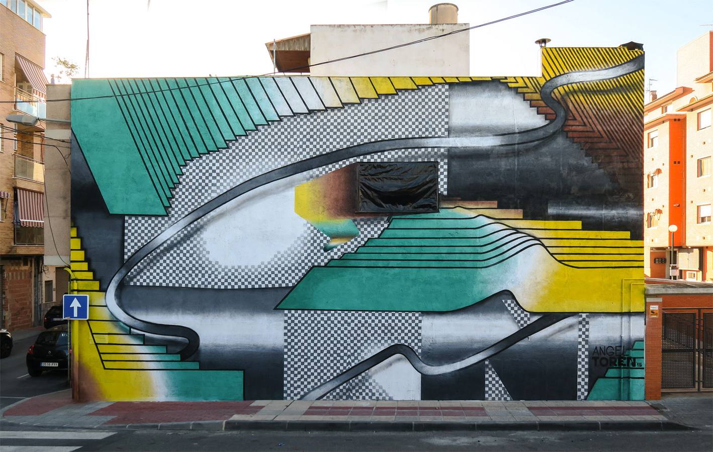 La Oficina del Grafiti recibe cada mes 20 peticiones para eliminar pintadas