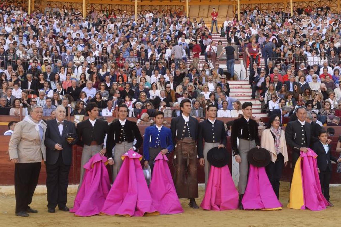 Toreros y solidaridad triunfan en el festival contra el cáncer