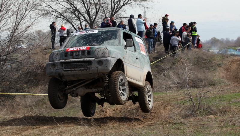 Todoterrenos y quads se bajan al fango