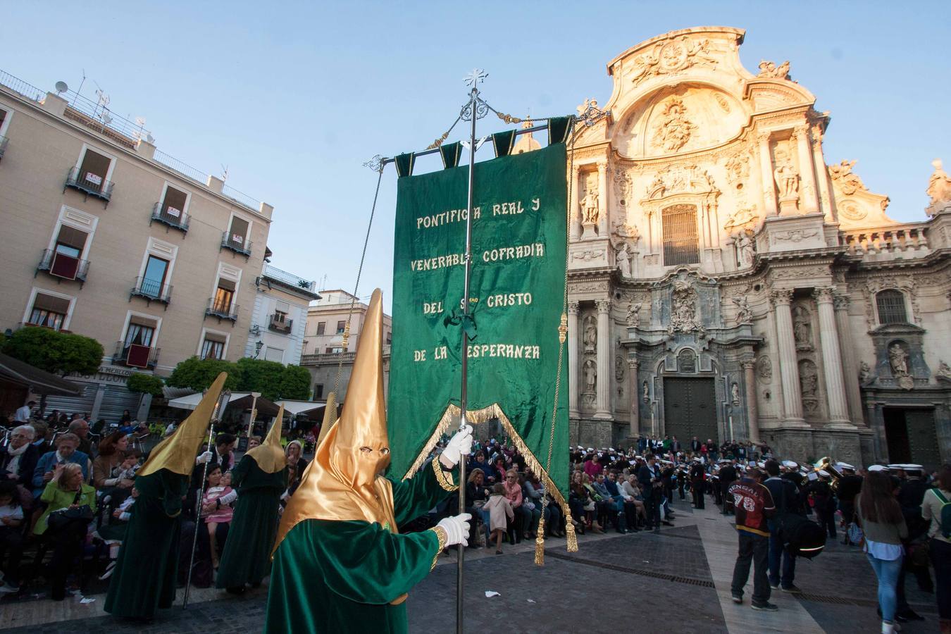 Procesión de la Cofradía de la Esperanza