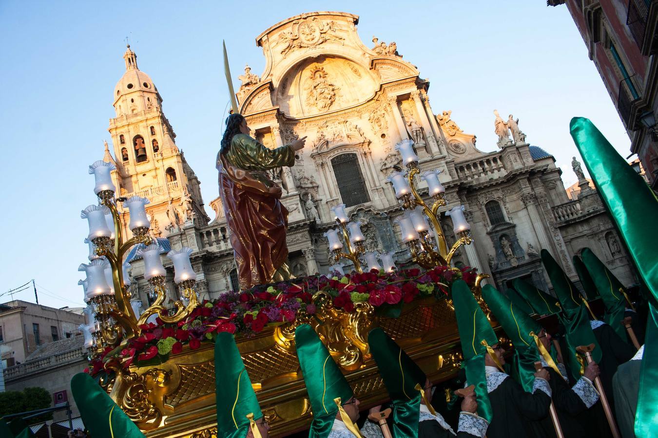 Procesión de la Cofradía de la Esperanza