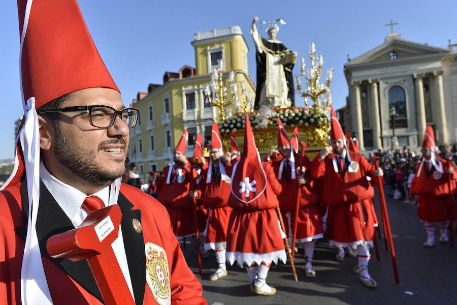 Miércoles Santo en Murcia: La procesión de los &#039;coloraos&#039;