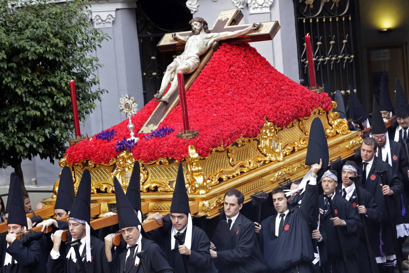 El Santo Sepulcro recorre las calles de Murcia