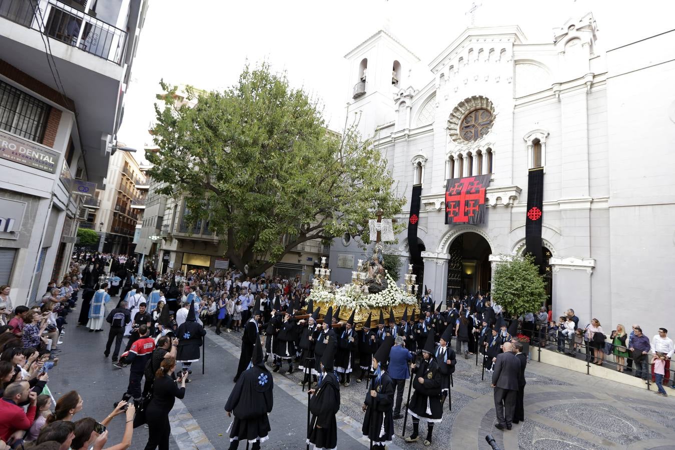 Servitas procesiona en la tarde del Viernes Santo murciano