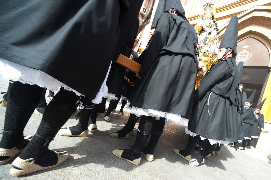 Nuestra Señora del Rosario emociona en las calles de Murcia