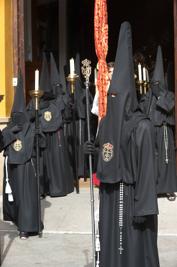 Nuestra Señora del Rosario emociona en las calles de Murcia