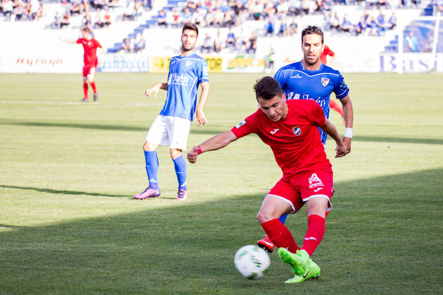 El Lorca se deja dos puntos en Linares (1-1)