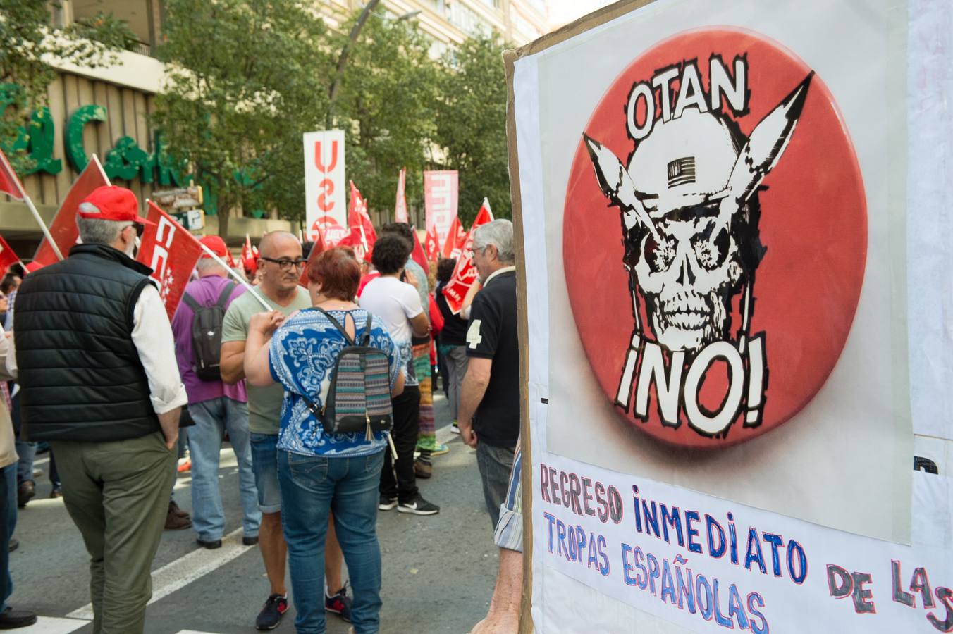Trabajadores y sindicatos salen a la calle contra la precariedad