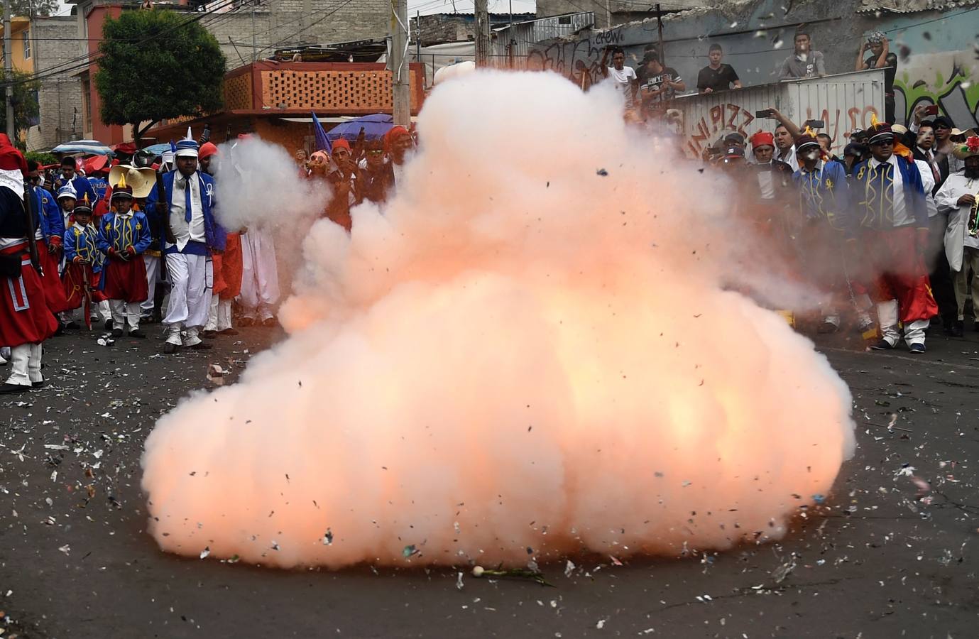 ¡Viva México!¡Cabrones!