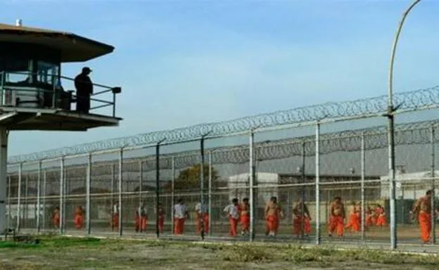 Doce presos se fugan de la cárcel gracias a la crema de cacahuete