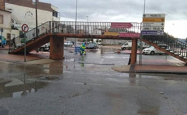 La Policía Local de Murcia pide no aparcar vehículos en ramblas o zonas inundables