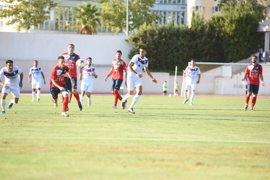 Giafranco, portero de El Ejido, desbarató numerosas ocasioens de gol locales y fue el mejor del partido