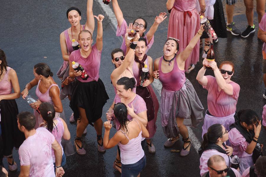 Las veinte peñas participantes repartieron 60.000 litros de caldo entre los asistentes