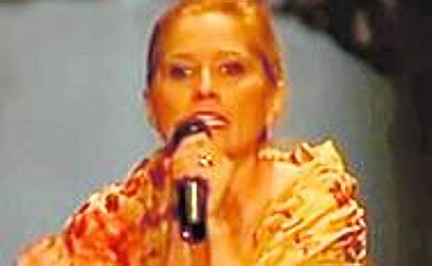 Homenaje a dos grandes de la copla