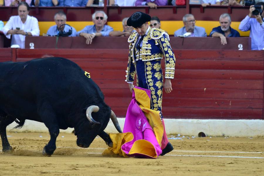 Roca Rey corta un rabo y abre la puerta grande junto a El Fandi y Talavante