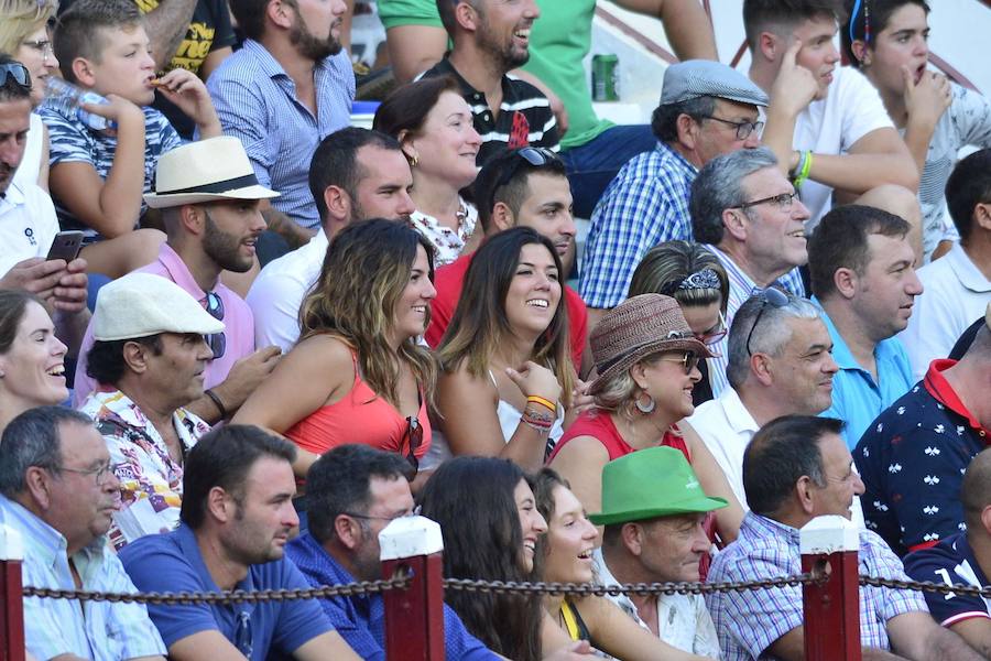 El martes de Romería recuperó este año su tirón en taquilla con la mejor entrada de la Feria