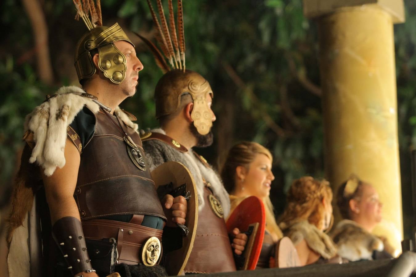 Los púnicos dan protagonismo por la mañana a los niños y recrean por la tarde y noche la Fundación de Qart Hadast