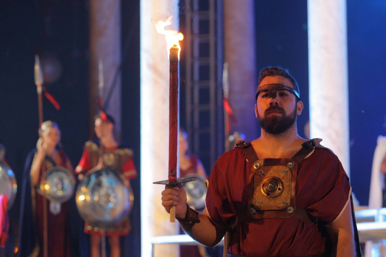 Los púnicos dan protagonismo por la mañana a los niños y recrean por la tarde y noche la Fundación de Qart Hadast