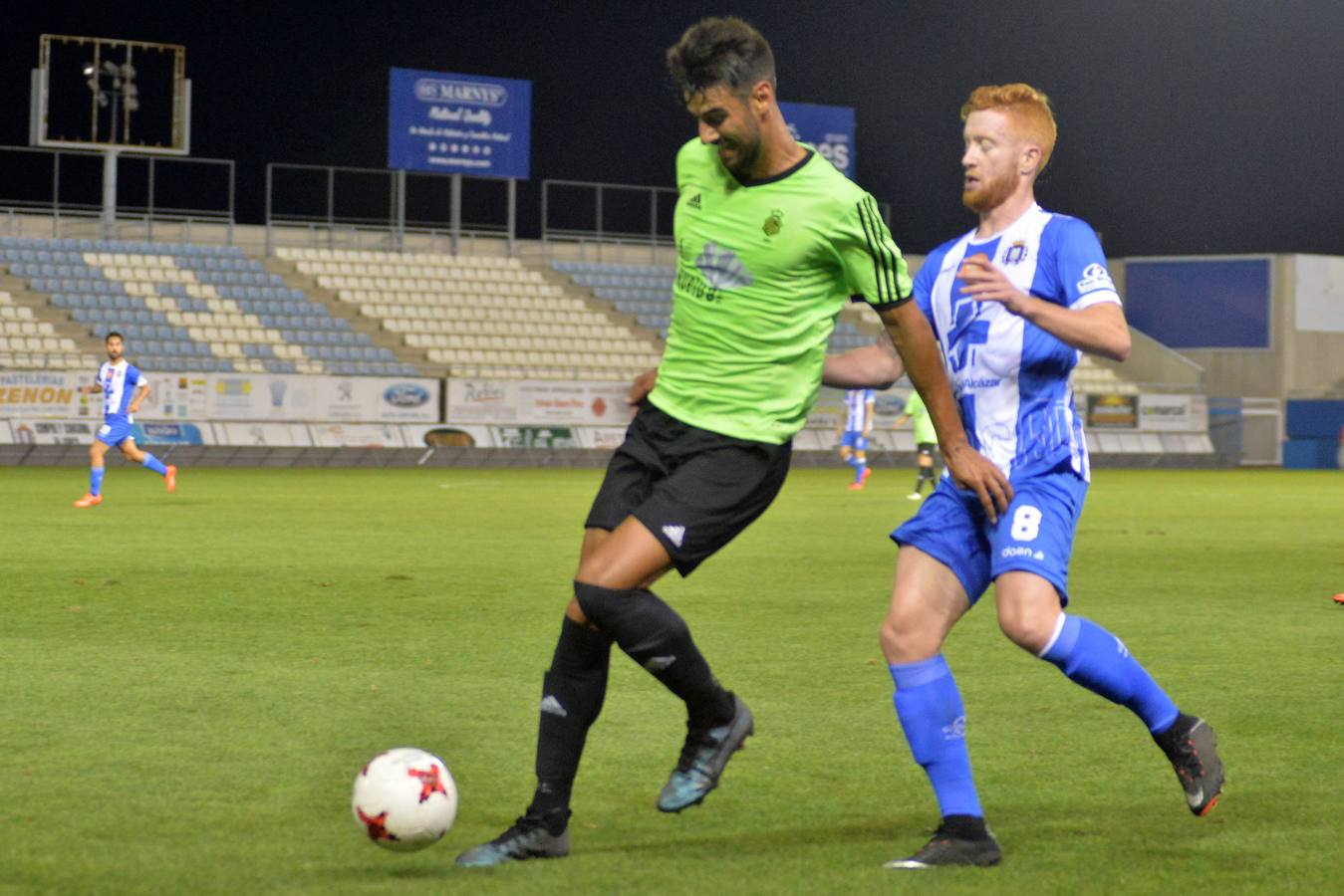 El Lorca Deportiva no logra salir del pozo en un Artés Carrasco con solo 250 espectadores