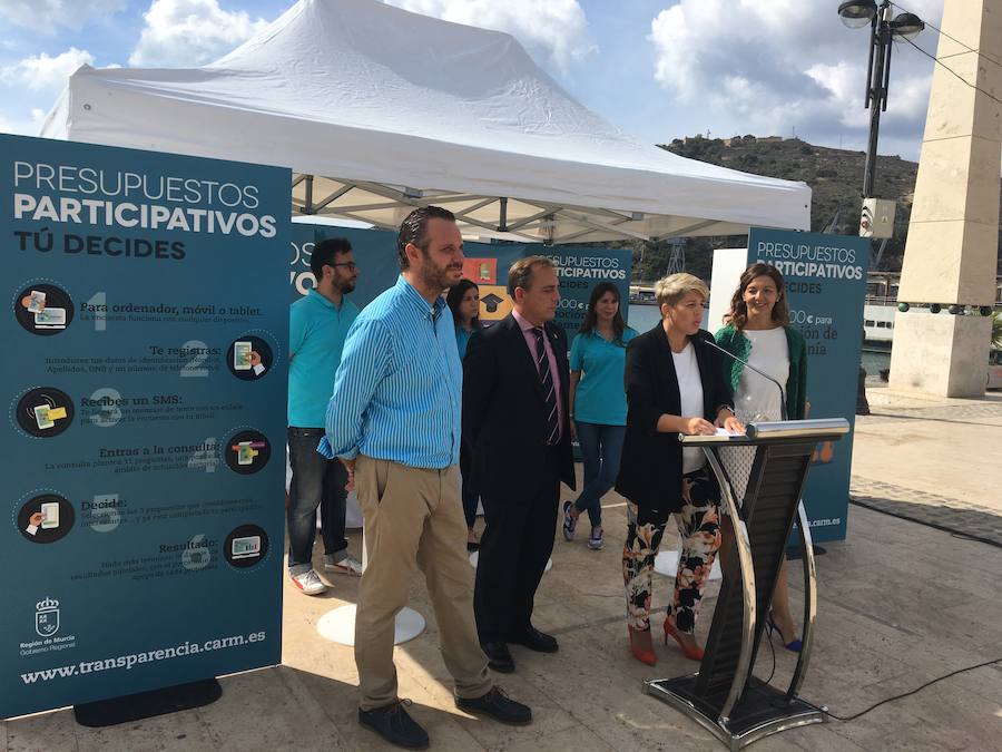 Noelia Arroyo, consejera de Transparencia, Participación y Portavoz, durante la presentación de los Presupuestos Participativos en Cartagena.